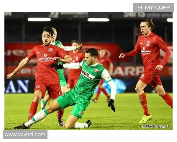 埃因霍温与阿尔克马尔精彩对决直播全程回顾与分析